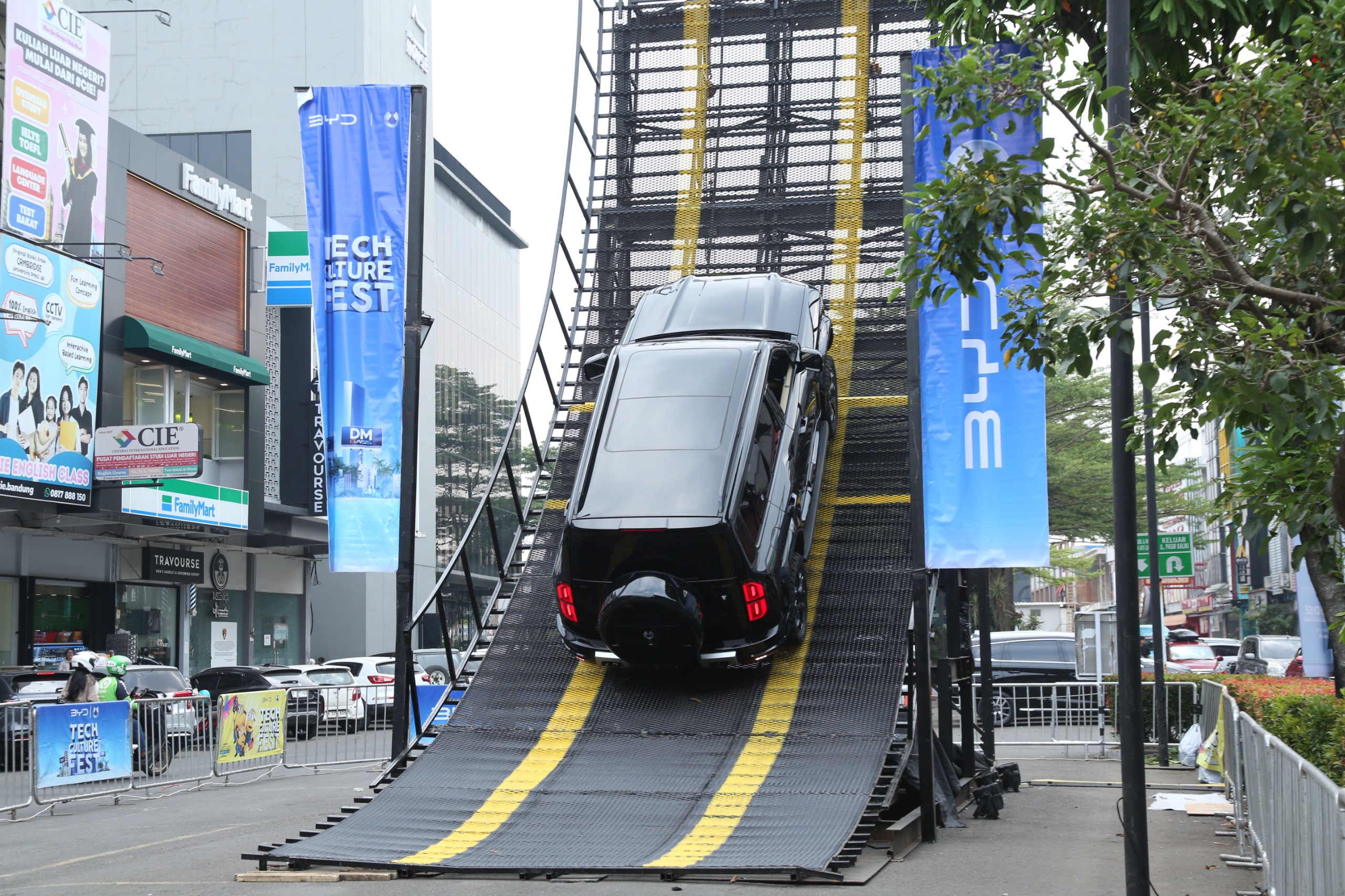 BYD Tech Culture Fest 2026 Hadir di Bandung, Warga Bisa Jajal Teknologi Dual Mode Terbaru